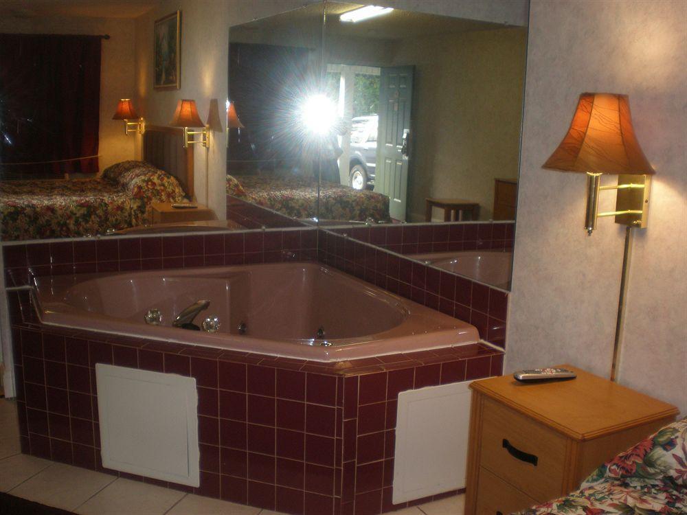 Highlander Motor Inn Atlantic City 갈로웨이 외부 사진